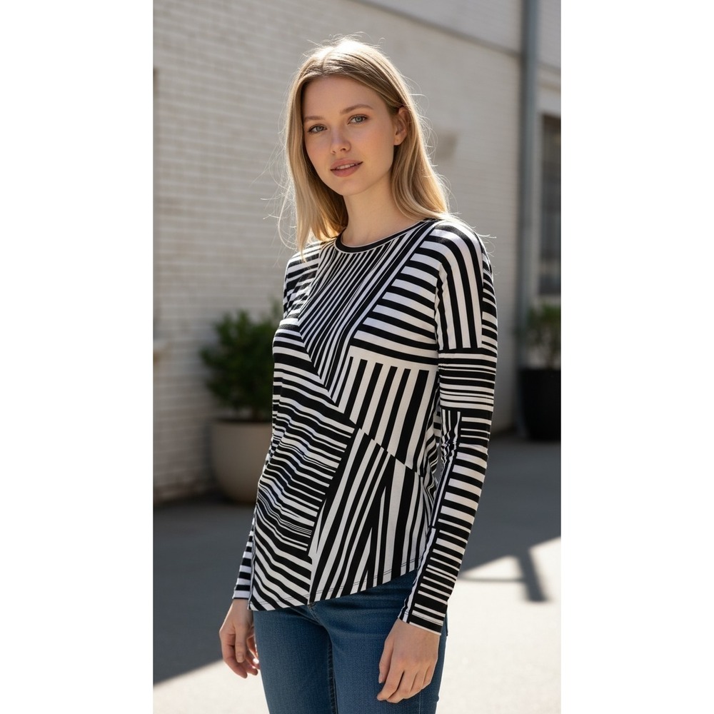 157- Kasper Women's Black White Geometric Stripe Tunic Top Size Large